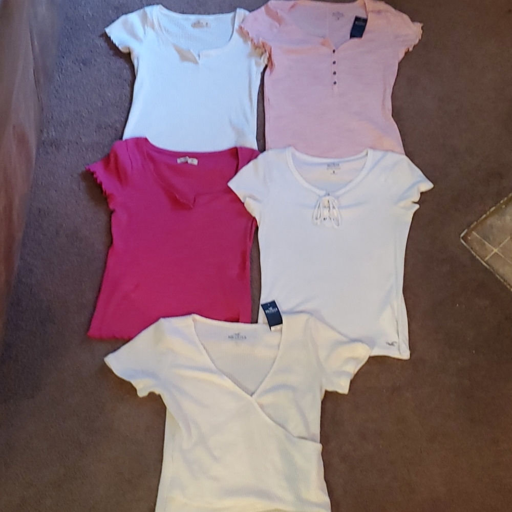 Bundle of Women's Hollister T-shirts